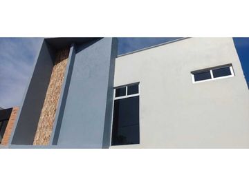 Estrena casa cerca del CV la Trinidad Amaxac de guerrero. Tlx