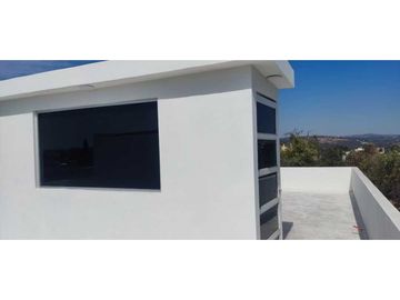 Estrena casa cerca del CV la Trinidad Amaxac de guerrero. Tlx