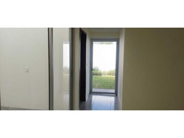 Estrena casa cerca del CV la Trinidad Amaxac de guerrero. Tlx