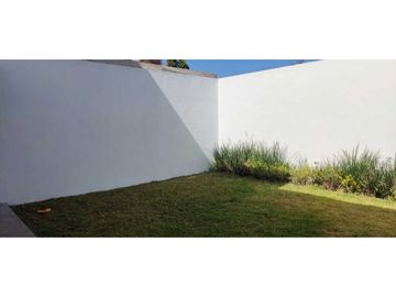 Estrena casa cerca del CV la Trinidad Amaxac de guerrero. Tlx