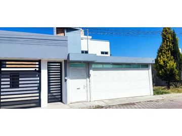 Estrena casa cerca del CV la Trinidad Amaxac de guerrero. Tlx