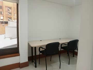 oficina en arriendo/venta en porciúncula. Cod A1105052
