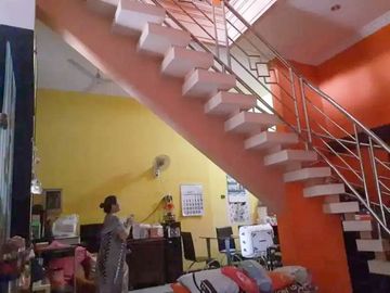 Rumah 2 Lantai Luas 135 di Jembawan Sawojajar Malang