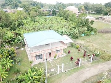 casa en venta en pomona y brisas del bolo. Cod V16073