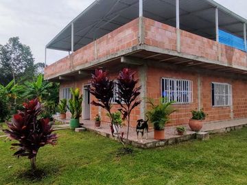 casa en venta en pomona y brisas del bolo. Cod V16073