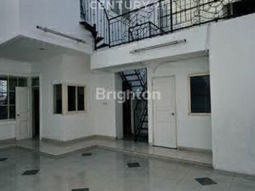 DISEWAKAN RUMAH KATAMARAN, JAKARTA UTARA