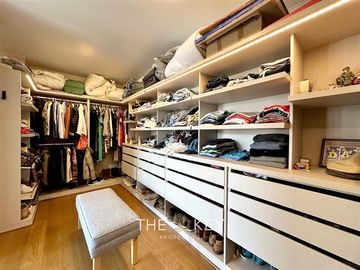 Departamento en venta de 4 dorm. en Lo Barnechea