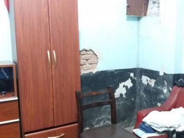 DEOCARE PROPIEDADES VENTA DE CASA DE 5 AMBIENTES CON PATIO GARAGE Y FONDO VILLA MADERO