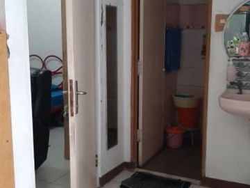 Rumah 1 lantai dalam komplek graha megapolitan cinere