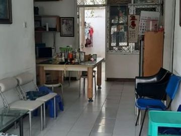 Rumah 1 lantai dalam komplek graha megapolitan cinere