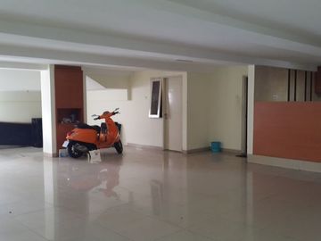 Dijual Rumah di Artha Gading Villa Minimalis Lux jalan utama