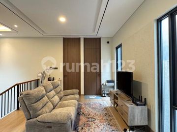Rumah Modern 2 Lantai di Cinere Siap Huni Dekat Tol Desari
