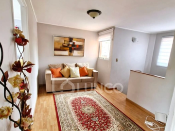En Venta  Hermosa y Amplia Casa Esquina Estilo Alicante