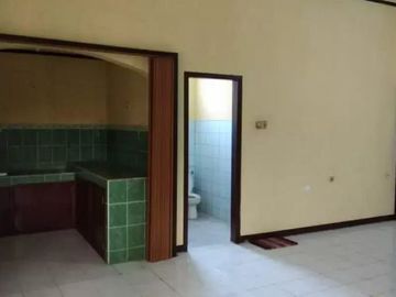 Rumah Pusat Kota Dijual Monginsidi Tegalsari *HN