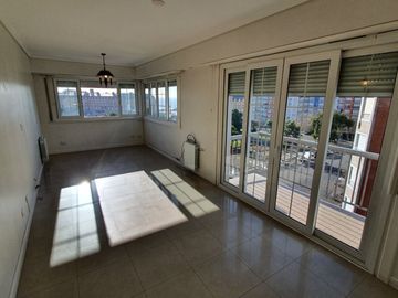 VENTA departamento 3 ambientes con ESPECTACULAR VISTA!