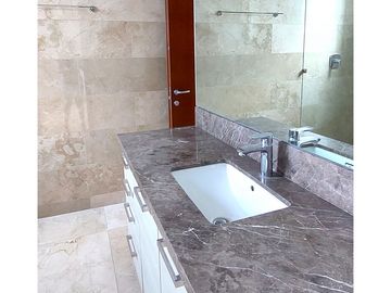 Se vende apartamento en Santa María, Ph Valery Point