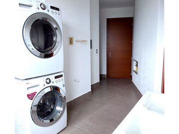 Se vende apartamento en Santa María, Ph Valery Point