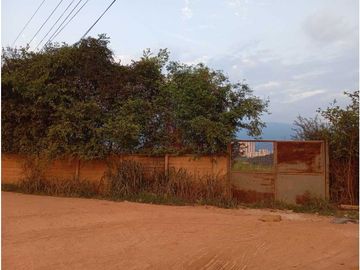 SE VENDE LOTE URBANO DE 6 HECTREAS GIRON