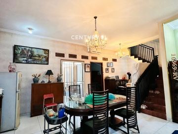 Dijual Cepat Rumah  Siap Huni Lokasi Di Cirendeu
