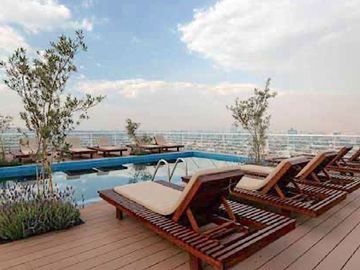 Departamento con doble altura, sky pool, cine, room service, cafeteria, spa, clu