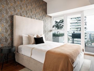 Departamento con doble altura, sky pool, cine, room service, cafeteria, spa, clu