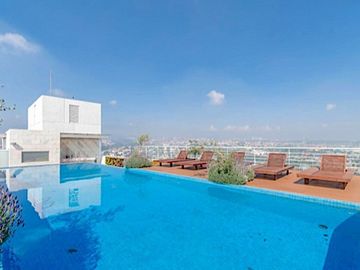 Departamento con doble altura, sky pool, cine, room service, cafeteria, spa, clu