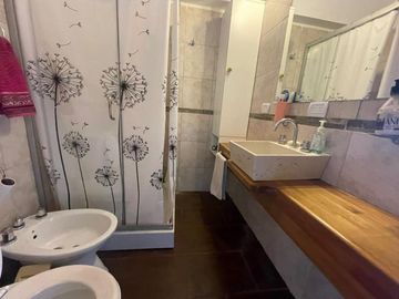 VENTA - DUPLEX DE 3 AMBIENTES - CASTELAR