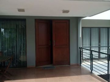 Rumah Dan Kosan 2,5 Lantai Strategis Tanah Luas Asri Sejuk Tubagus Ismail Bandung