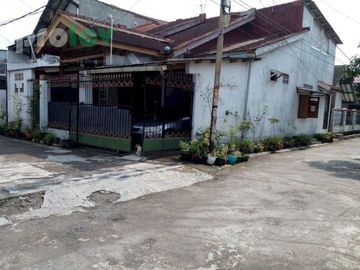Rumah Hoek Siap Huni di Taman Cibaduyut Indah dekat Pusat Sepatu Cibaduyut