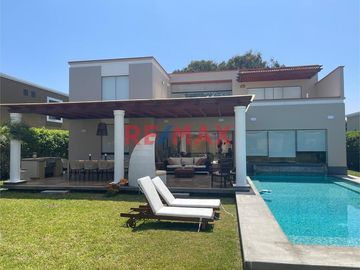 En Venta Hermosa Casa En Condominio Rancho Sur - Asia Campo Km 99.80

Detalles de la Propiedad:
•	Terreno Total: 600 m² AC: 266.48
•	Ubicación: Ra