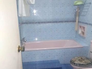 Rumah Ciputat salam Perumahan Mewah Fasilitas Kolam Renang