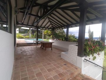 casa campestre en venta en calima. Cod V10471