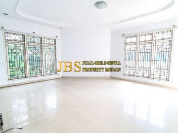DIJUAL CEPAT! Siap Huni Villa Taman Polonia 4 Medan