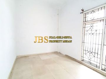DIJUAL CEPAT! Siap Huni Villa Taman Polonia 4 Medan
