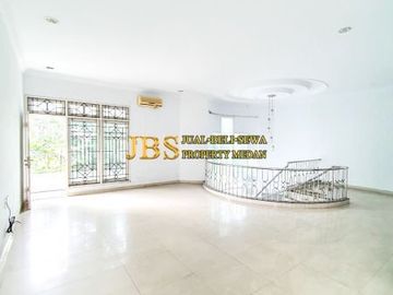 DIJUAL CEPAT! Siap Huni Villa Taman Polonia 4 Medan