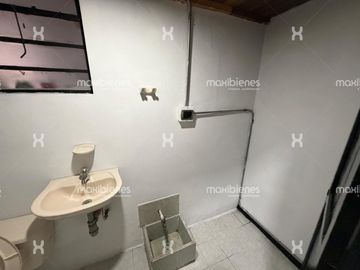 local en arriendo en el dorado. Cod A67808