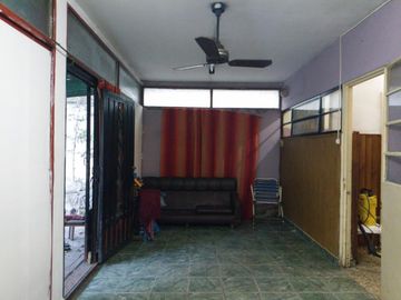 CASA 3 AMB CON LOCAL Y GARAJE PASANTE