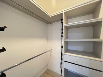 apartamento en arriendo en prados de sabaneta. Cod A218520