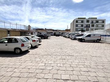 TERRENO EN VENTA AV. UNIVERSIDAD