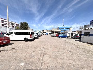 TERRENO EN VENTA AV. UNIVERSIDAD