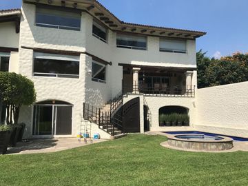 Casa Sola en Sumiya Jiutepec - TBR-649-Cs*