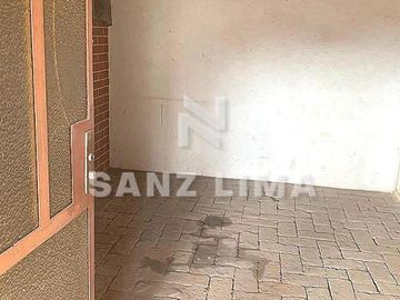 EL CHINACO: AMPLIA PROPIEDAD CON ALBERCA,  ÁREAS RECREATIVAS  Y JARDIN.