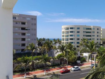 CASA  EN VENTA  EN ACAPULCO VIDA MAR RESIDENCIAL  ZONA DIAMANTE, CLUB DE PLAYA