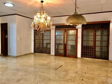 Dijual BU Rumah di Pancoran Barat