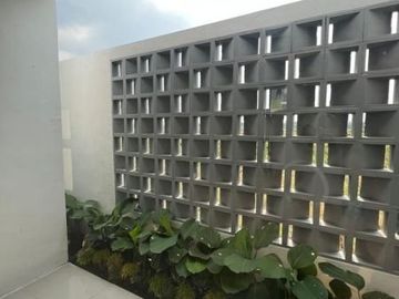 Rumah Nuansa Villa Di Tengah Kota Malang