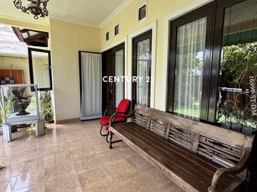 Dijual Rumah Nuansa Batavia Townhouse Cinere