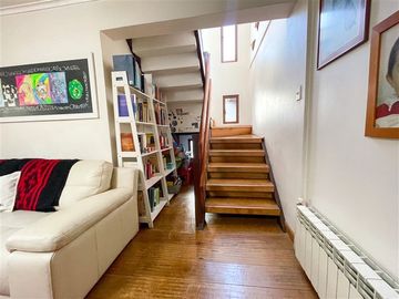 Casa en venta de 5 dorm. en Las Condes