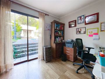 Casa en venta de 5 dorm. en Las Condes