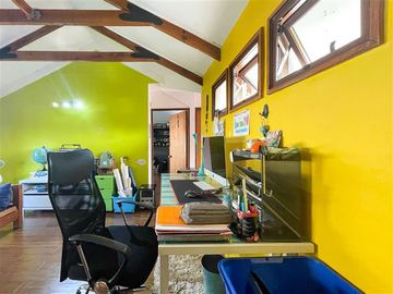 Casa en venta de 5 dorm. en Las Condes