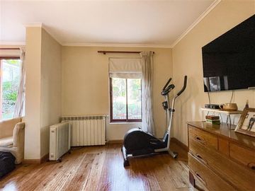 Casa en venta de 5 dorm. en Las Condes